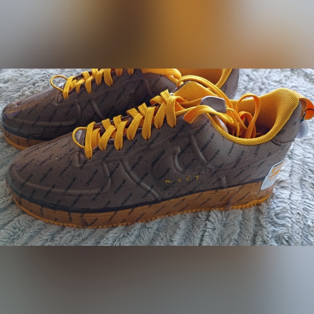 NIKE AIR FORCE ONES... EXPERIMENTAL UPS... NEW